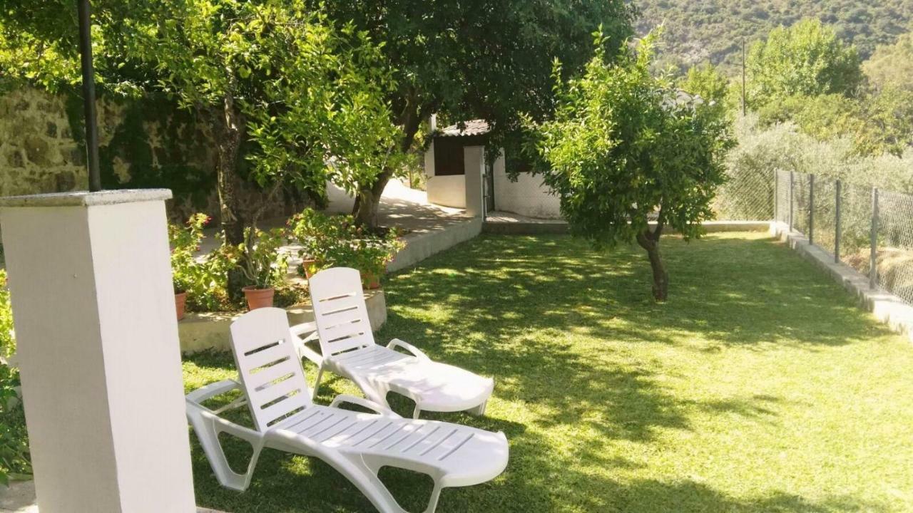 La Fuente De El Nacimiento Guest House Benamahoma Ngoại thất bức ảnh